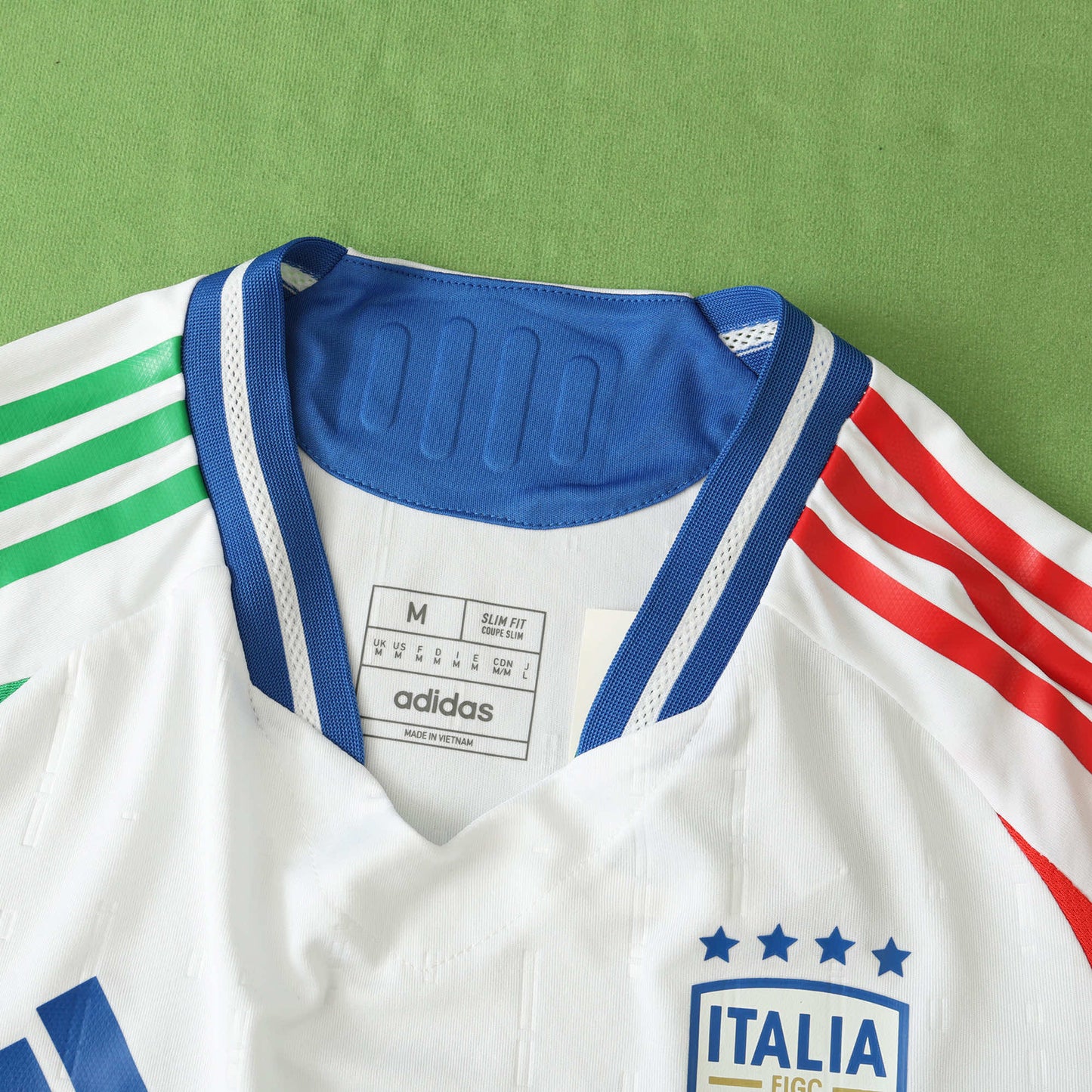 Italien - Authentic Auswärtstrikot 2024