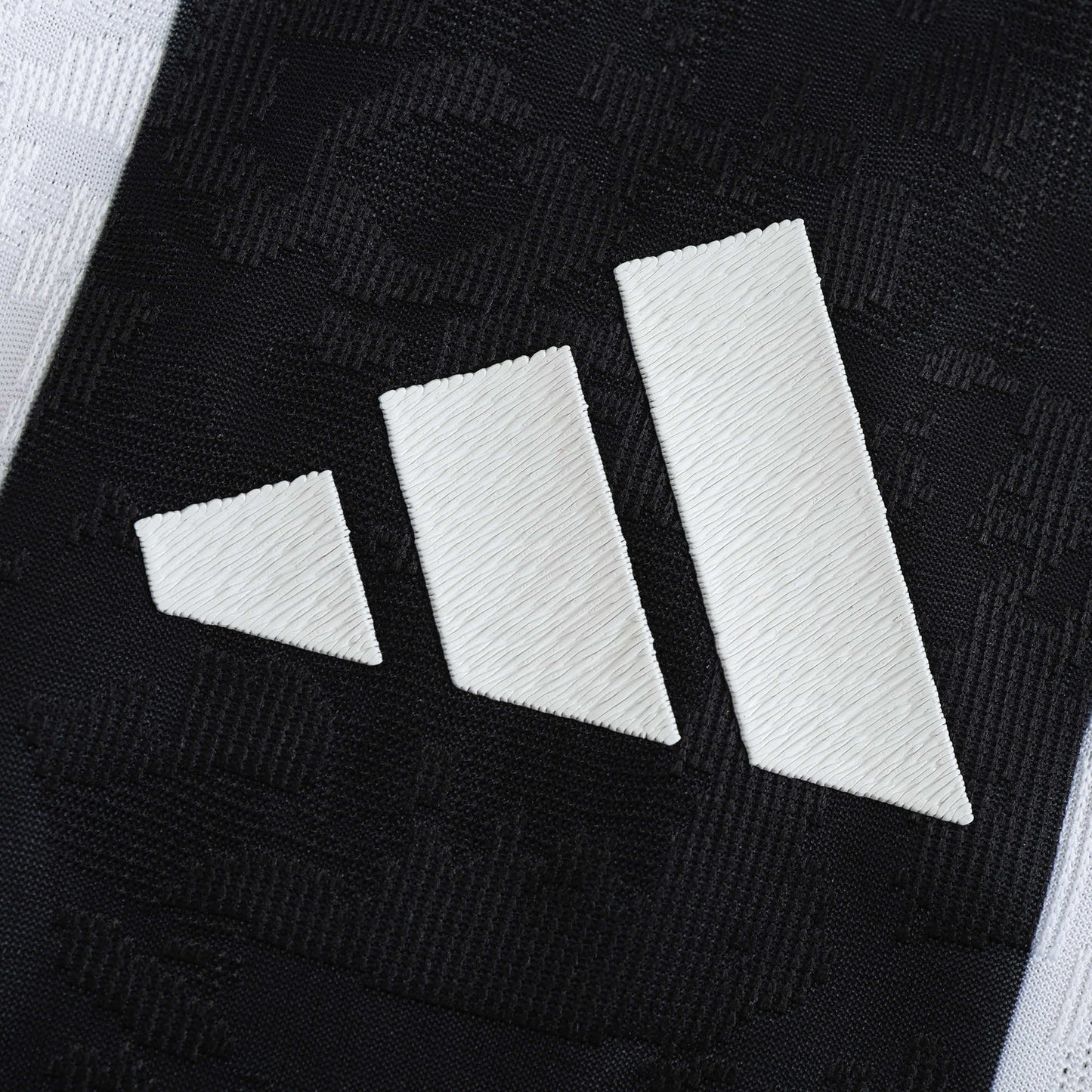 Juventus Turin - Authentic Heimtrikot 2024/25