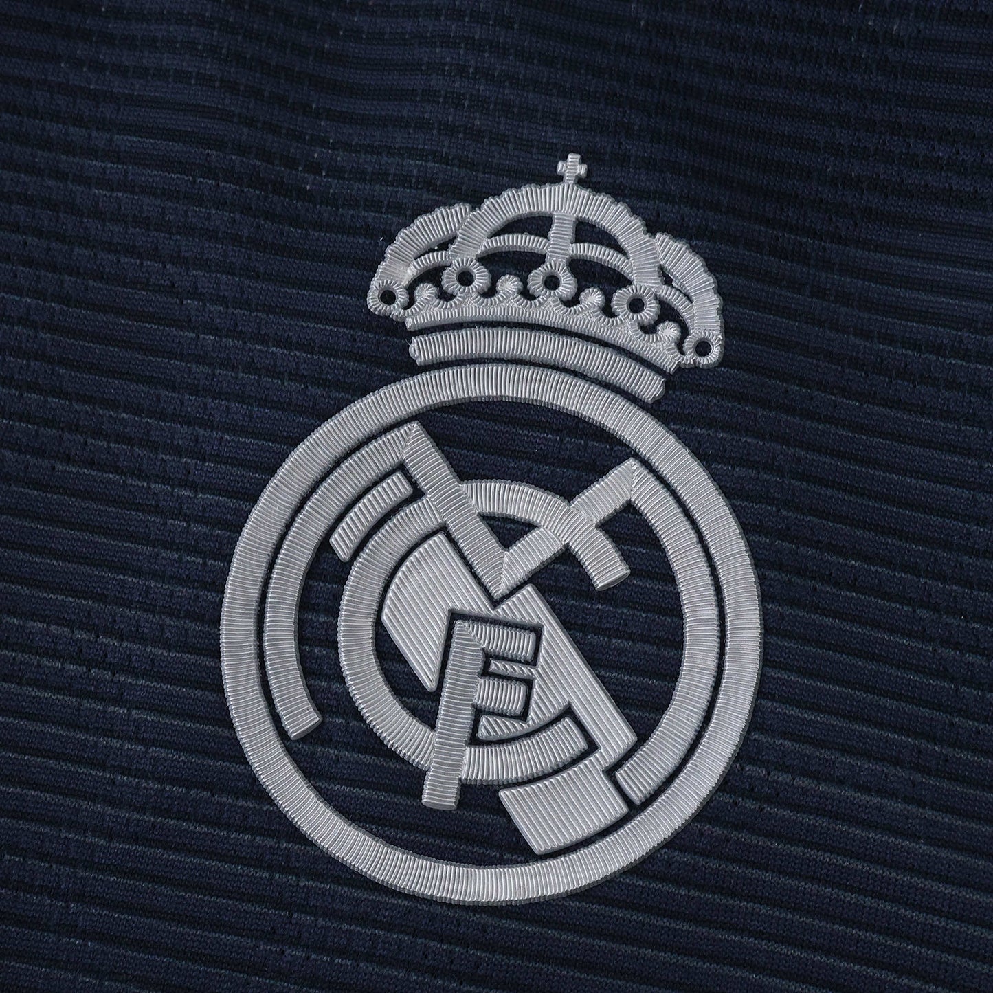 Real Madrid - Authentic Auswärtsrikot 2025/26