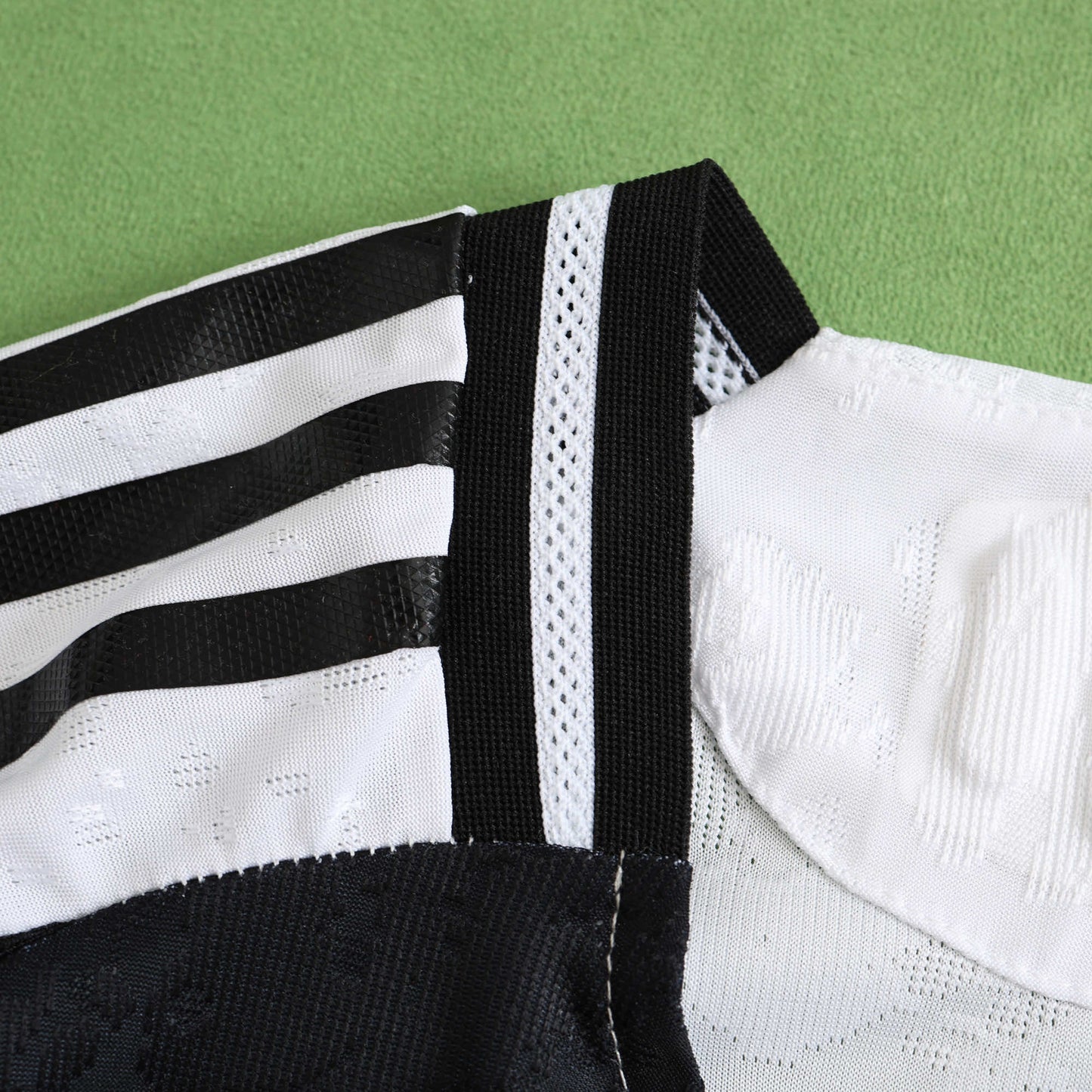 Juventus Turin - Authentic Heimtrikot 2024/25