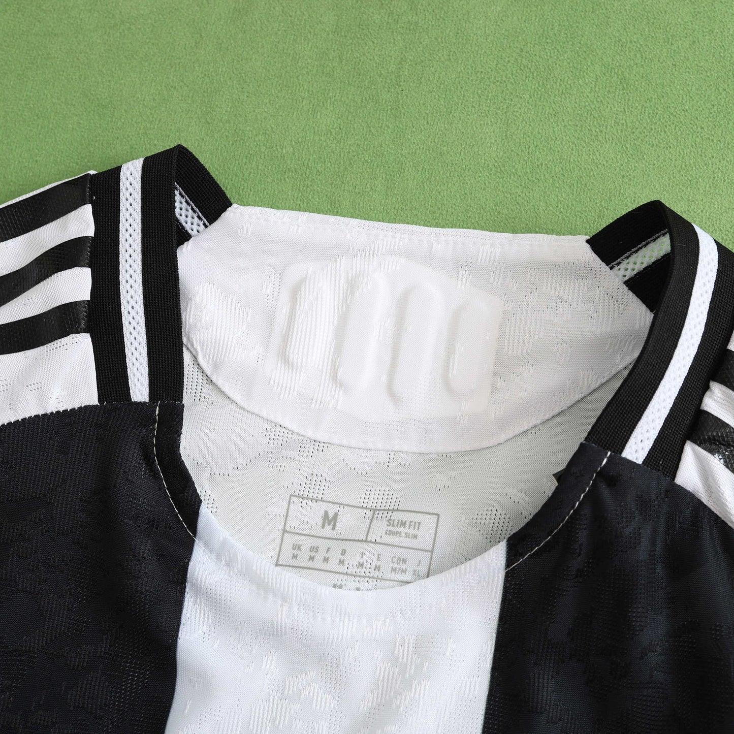 Juventus Turin - Authentic Heimtrikot 2024/25